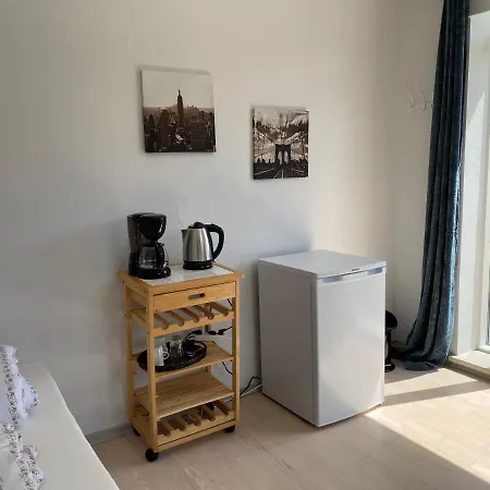 Lille Vaerelse Med Eget Toilet Og Bad Gråsten